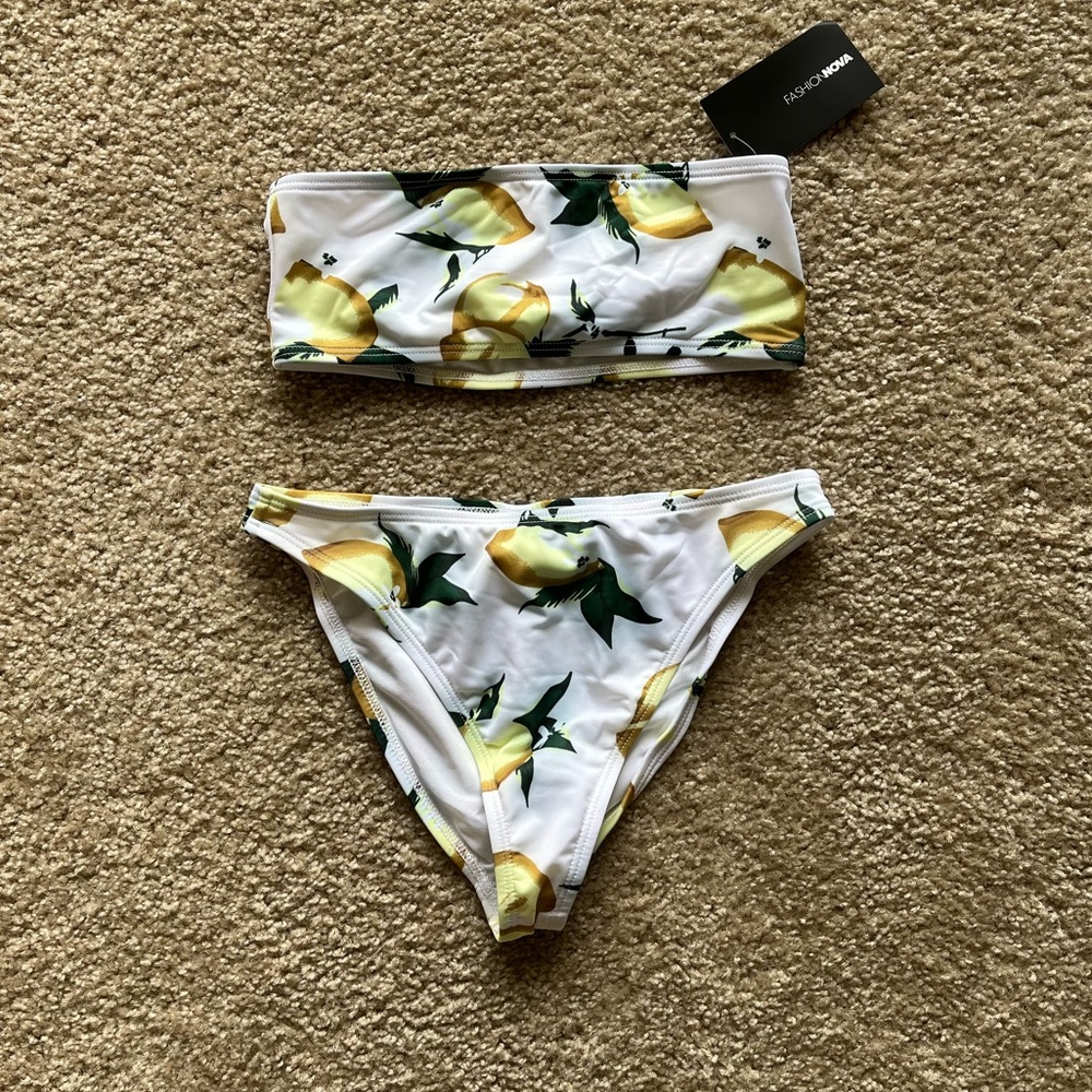 Lemonade stand bikini - Picture 2 of 7
